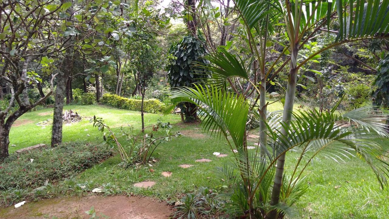 Govinda Moeda Pousada Buitenkant foto
